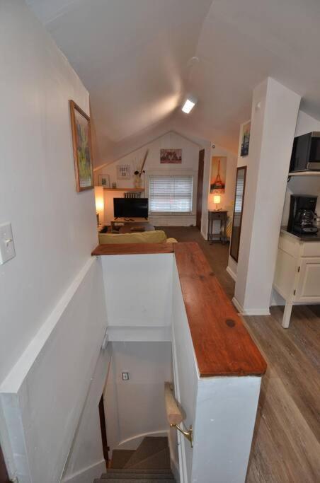 Cozy Alcove Studio Apt W Outdoor Deck W Nyc Views Apartment Jersey City Exterior photo